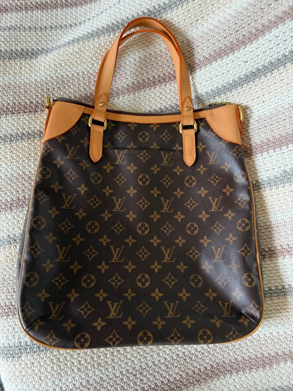 Louis Vuitton Odeon GM